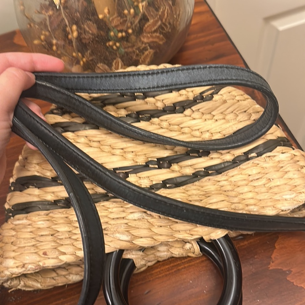 Poolside Straw Stripe Bec Bag - Picture 15 of 16